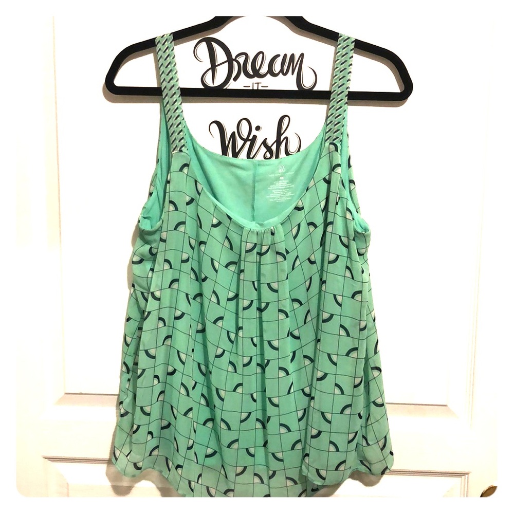 New York and Company tank top